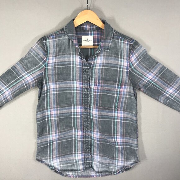 American Eagle Shirt Womens Small Pink Plaid Boyfriend Fit Button Up Chambray LS - Picture 8 of 12